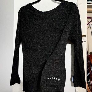 XS Oakley dark gray thin long sleeve 👵🏻